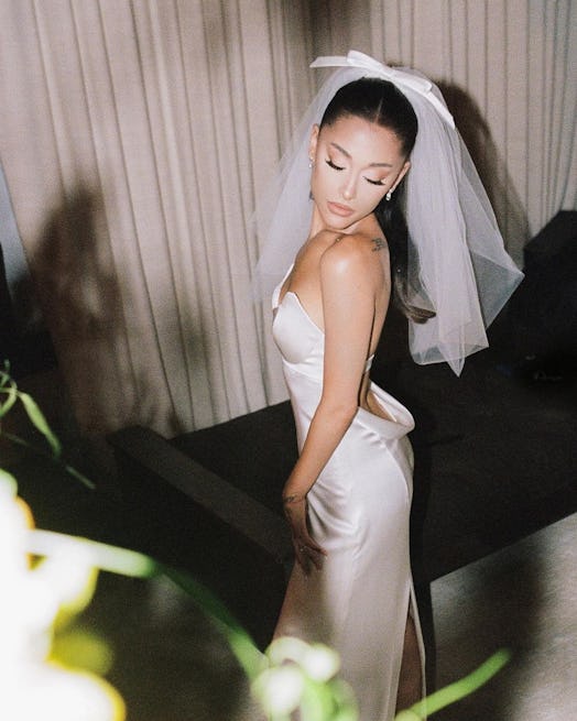 Ariana Grande wedding day Vera Wang dress