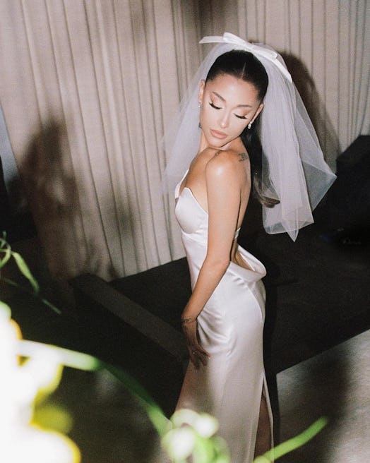 Ariana Grande wedding day Vera Wang dress