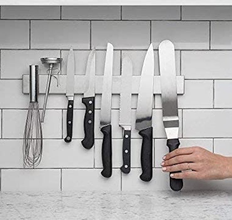 Modern Innovations Magnetic Knife Bar