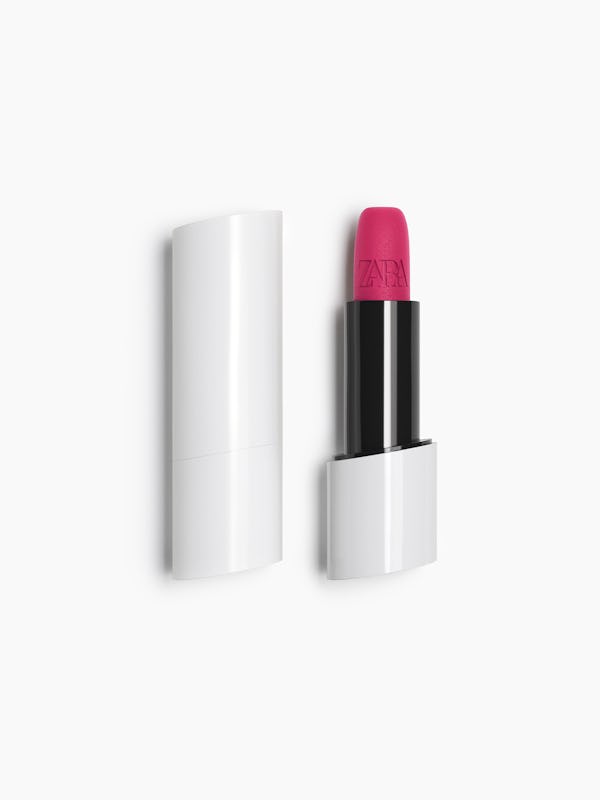 A new lipstick from the Zara Beauty collection.