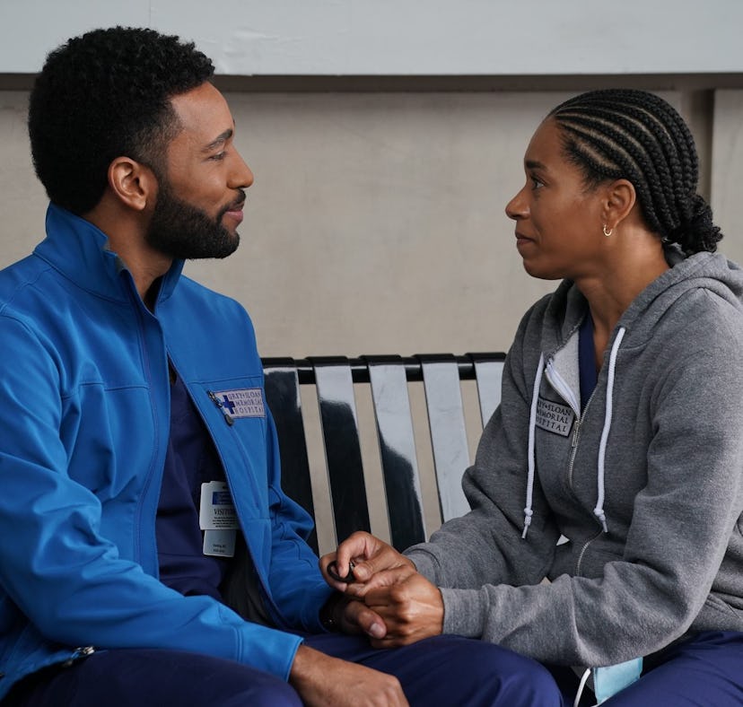 Kelly McCreary as Maggie Pierce and Anthony Hill as Winston Ndugu in 'Grey's Anatomy' Season 17.