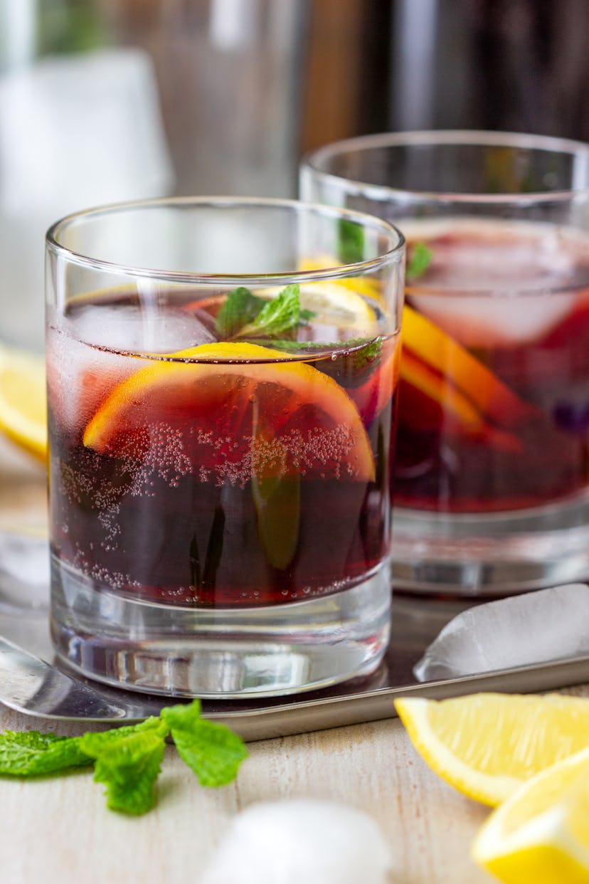 red wine spritzer summer cocktail and spritzes
