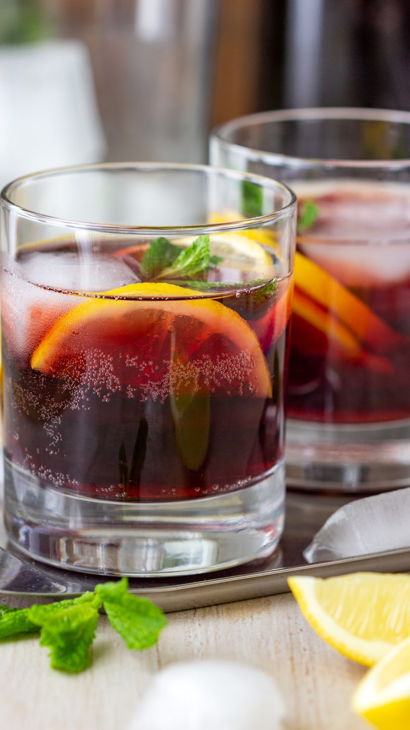 red wine spritzer summer cocktail and spritzes