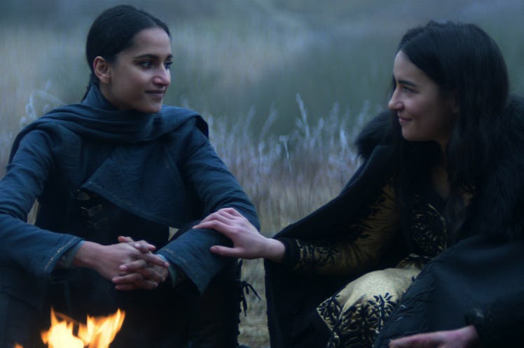 Amita Suman as Inej Ghafa and Jessie Mei Li as Alina Starkov in Shadow and Bone.