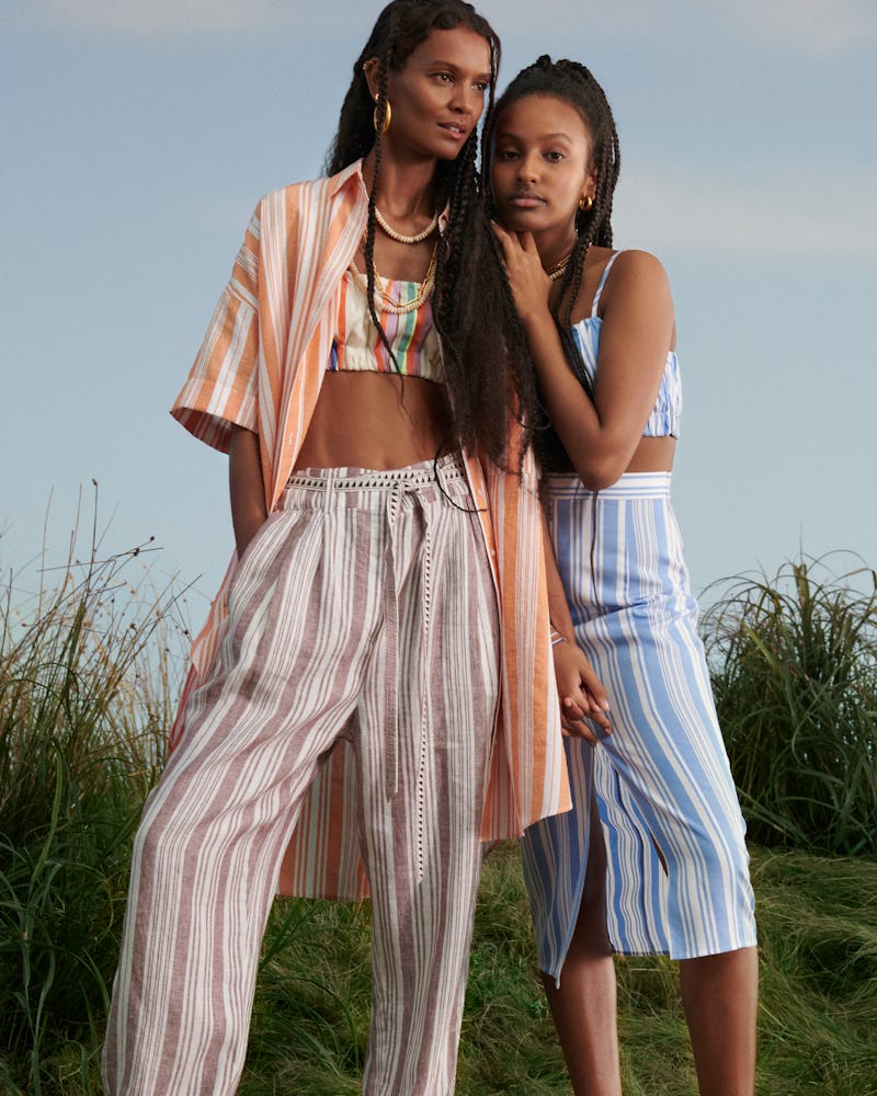  Liya Kebede and her daughter wears items from the Lemlem x H&M collaboration.