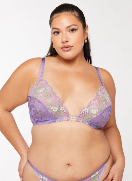 Wearing Bralettes Instead Of Bras — Why I Ditched The Underwire