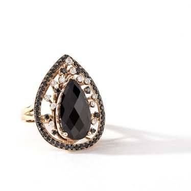 Pear Mystery - Black Diamond Ring - Red Gold