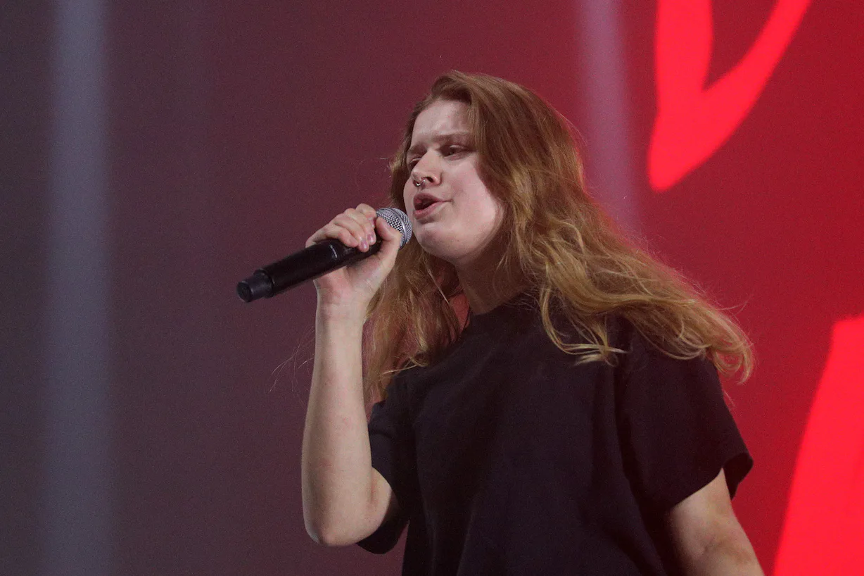 Red Singer Girl Will Girl In Red’s Marie Ulven Tour The UK In 2021?