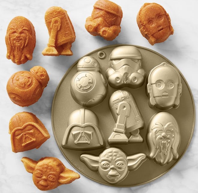 Star Wars Cakelet Pan is a great Star Wars Father's Day gift