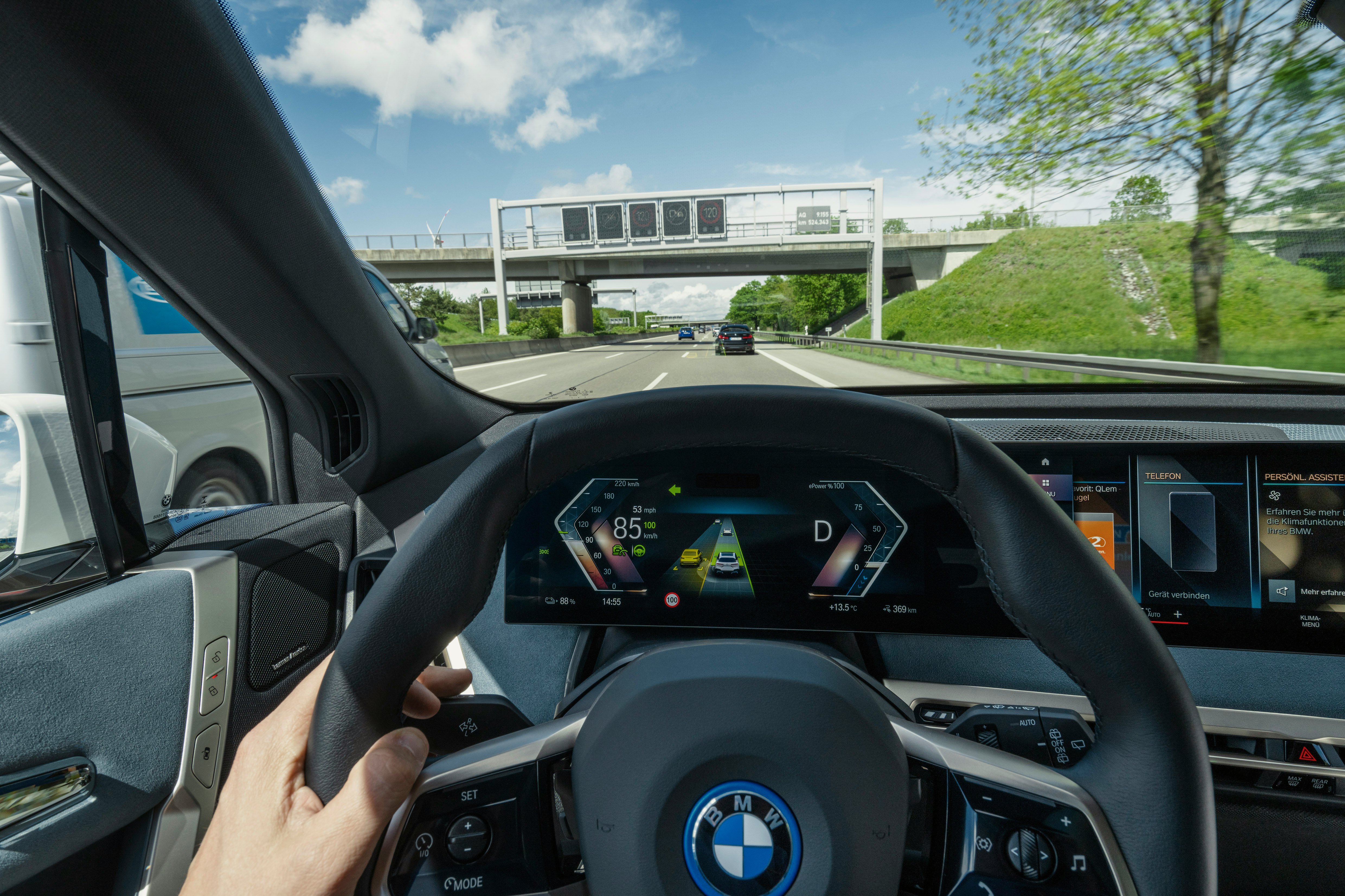 Bmw i4 deals self driving