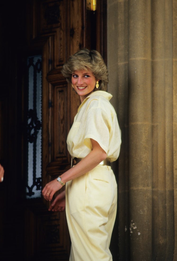 Princess Diana wearing pale yellow
