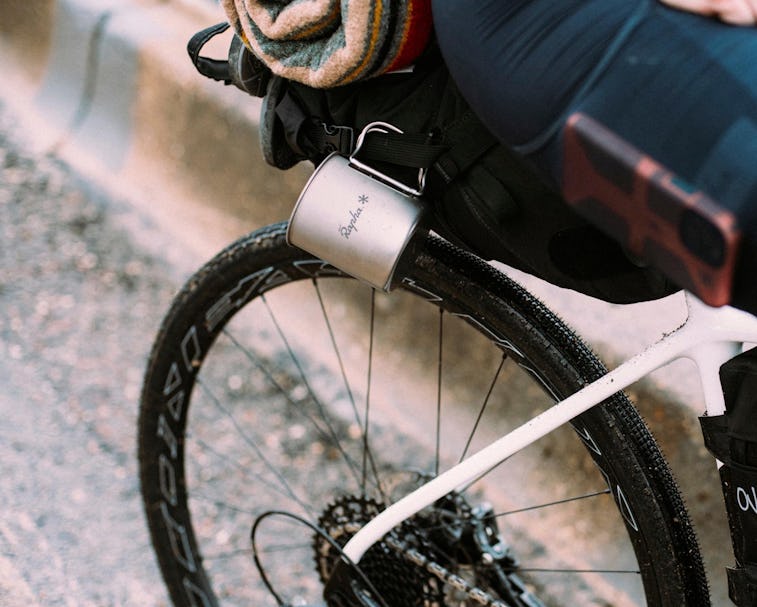 Bike accessories company has partnered with Japanese cookware maker Snow Peak on a three-piece set.