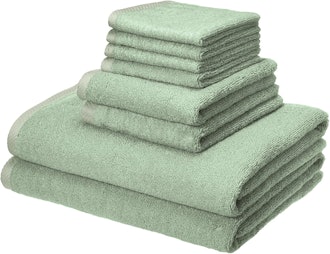 Amazon Basics Quick-Dry Towels (8 Pieces)