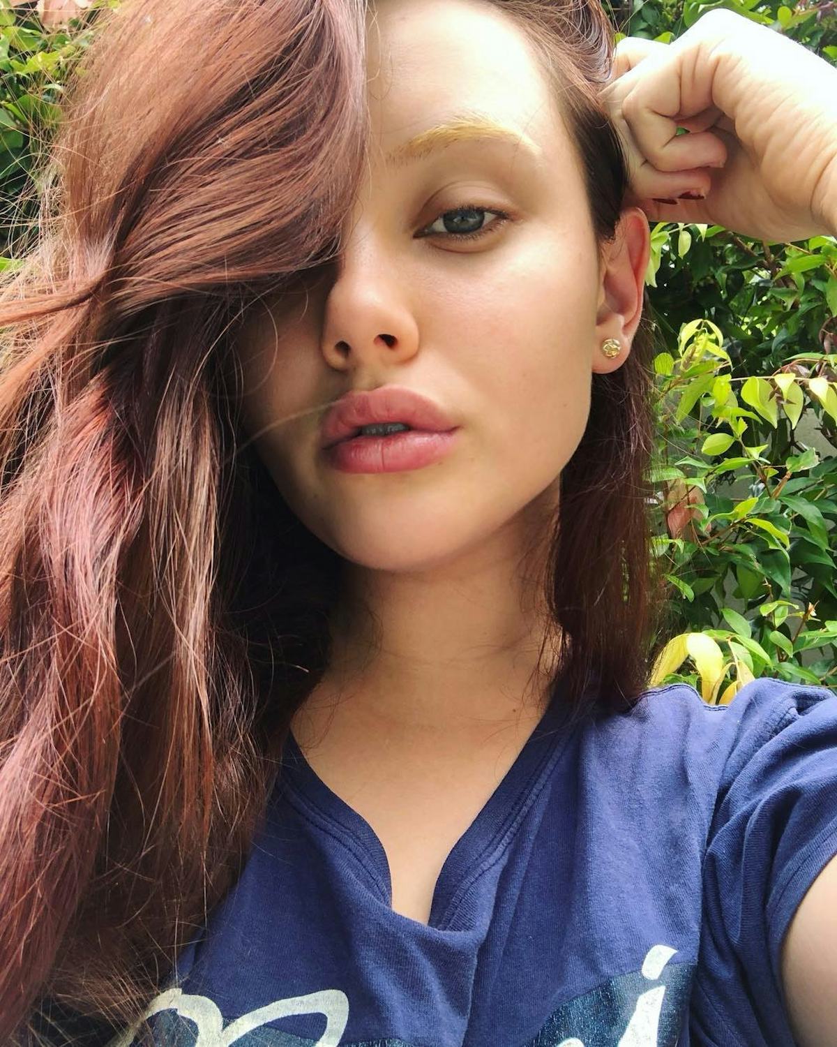 Katherine Langford with bleached eyebrows