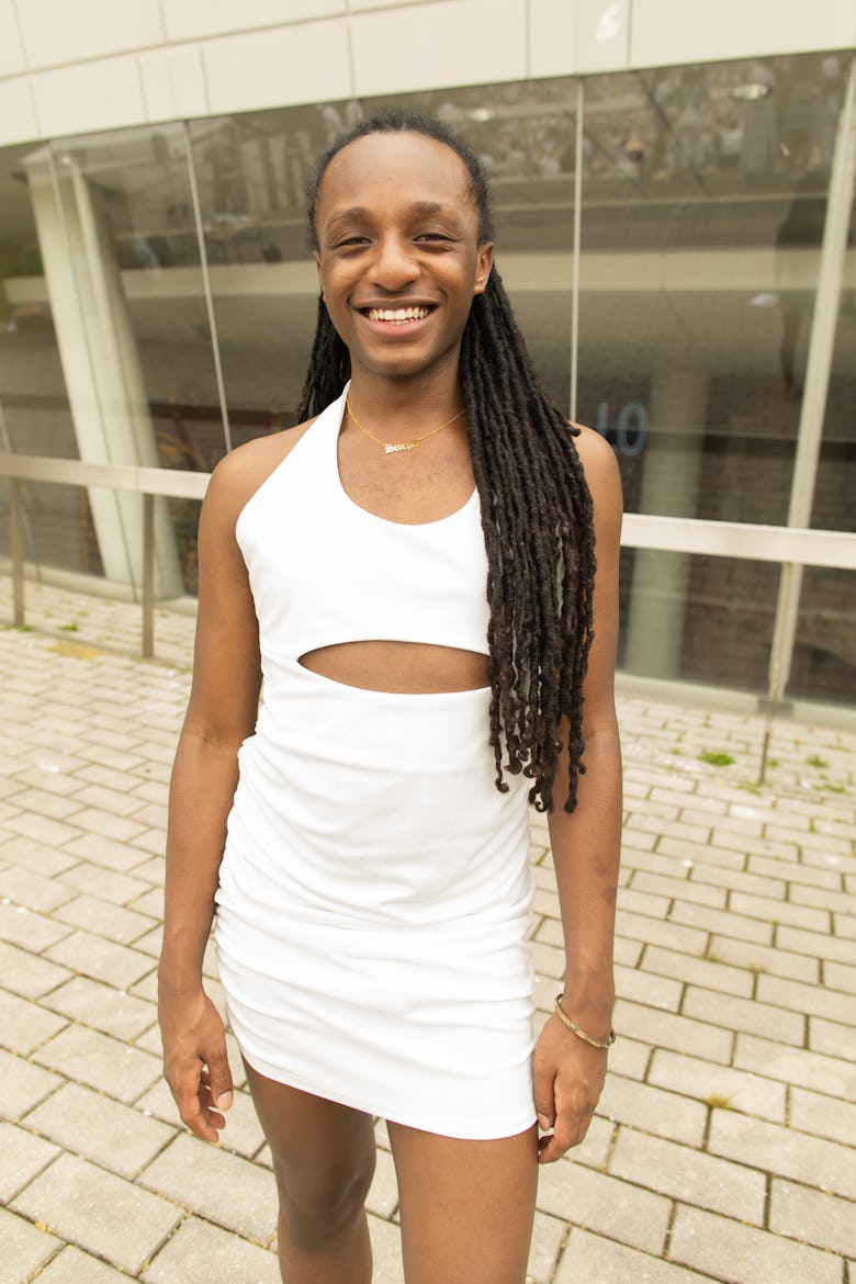 Porno ona oglini off jerks onlayn Voyaga yetganlar uchun qisqa videolar