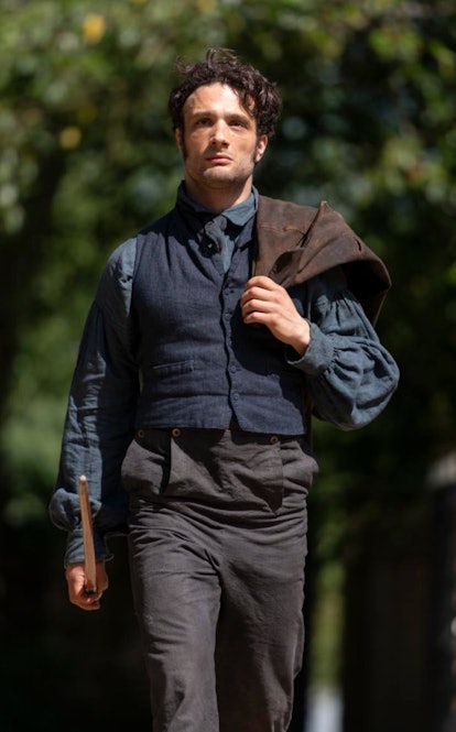 Cosmo Jarvis as Captain Wentworth in Netflix's new adaptation of 'Persuasion'