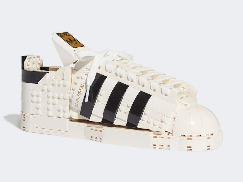 Adidas Superstar LEGO Kit