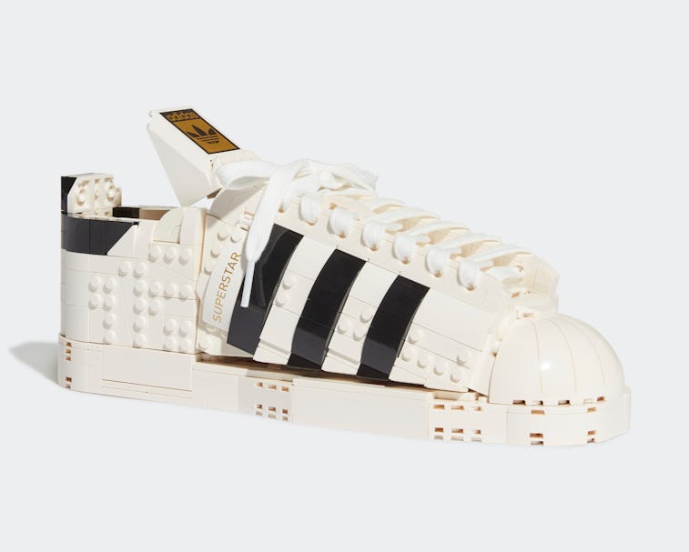 Adidas Superstar LEGO Kit