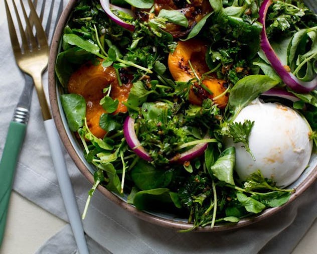 broiled peach summer salad