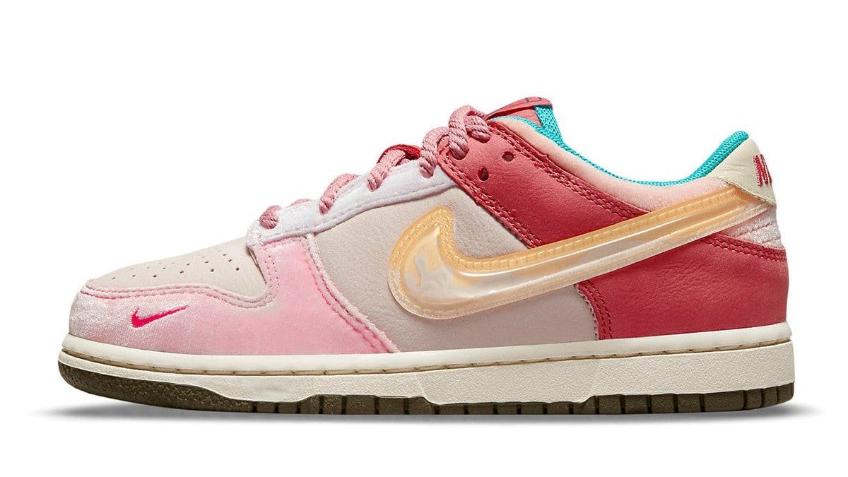 Social Status' Nike Dunk sneakers are deliciously glazed like donuts