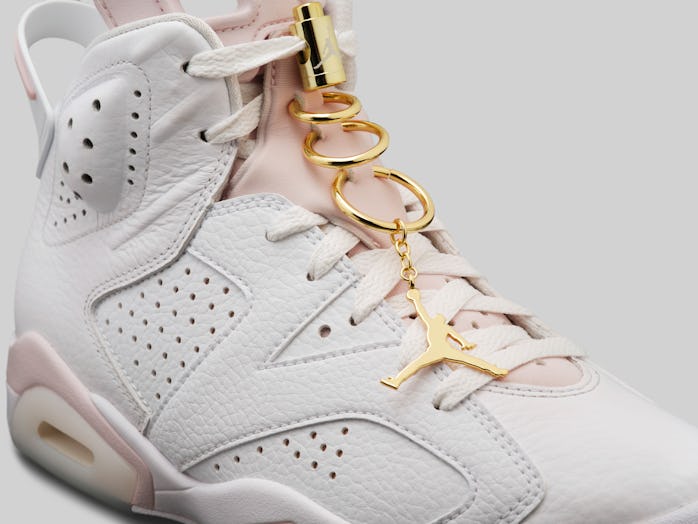 Nike women's Air Jordan 6