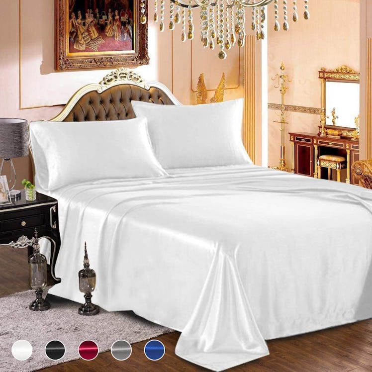  WavveUziz Satin Sheets (4-Piece Set)