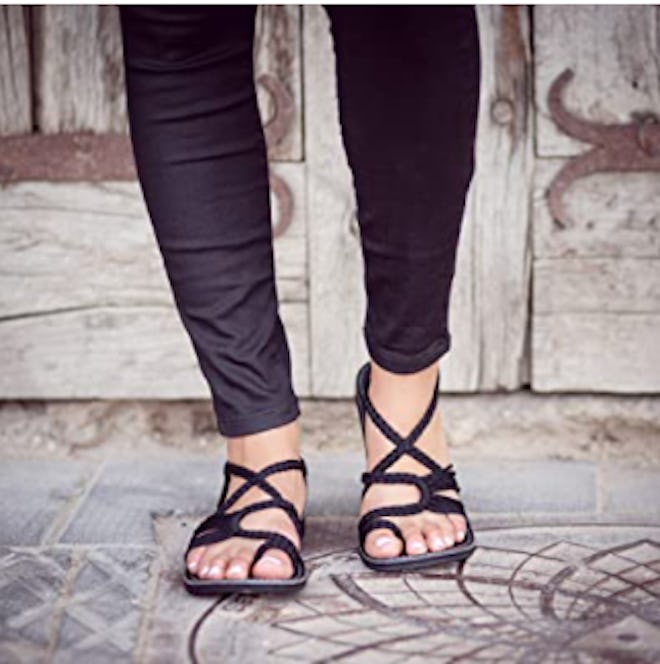 Plaka Flat Sandals