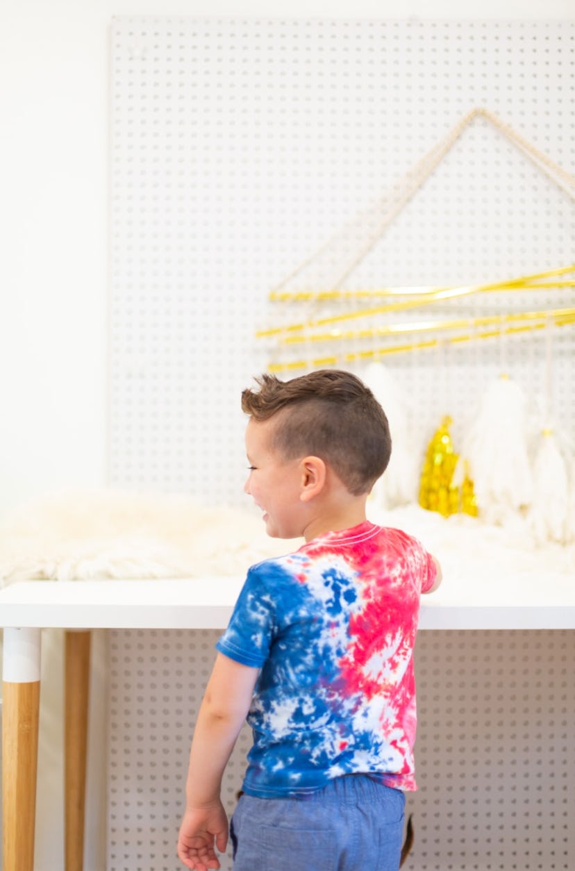 Tie-dye t-shirts are an easy 4th of July craft for kids to make. 