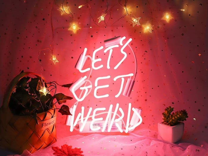 KUKUU Neon Sign