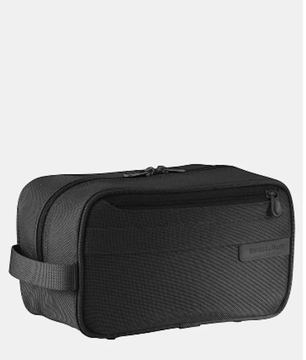 Briggs & Riley Baseline Classic Toiletry Kit