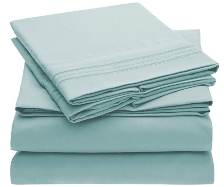 Mellanni Bed Sheet Set (4 Pieces)