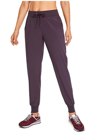 CRZ YOGA Women's Lightweight Joggers Pants With Pockets 
