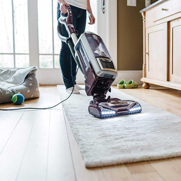 Shark Rotator Lift-Away TruePet Upright Vacuum