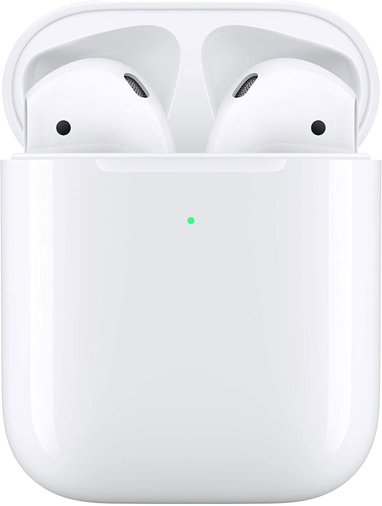 Apple AirPods with Wireless Charging Case