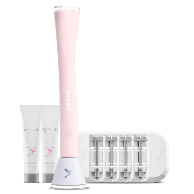 Dermaflash Luxe Anti-Aging Exfoliating Device in Icy Pink