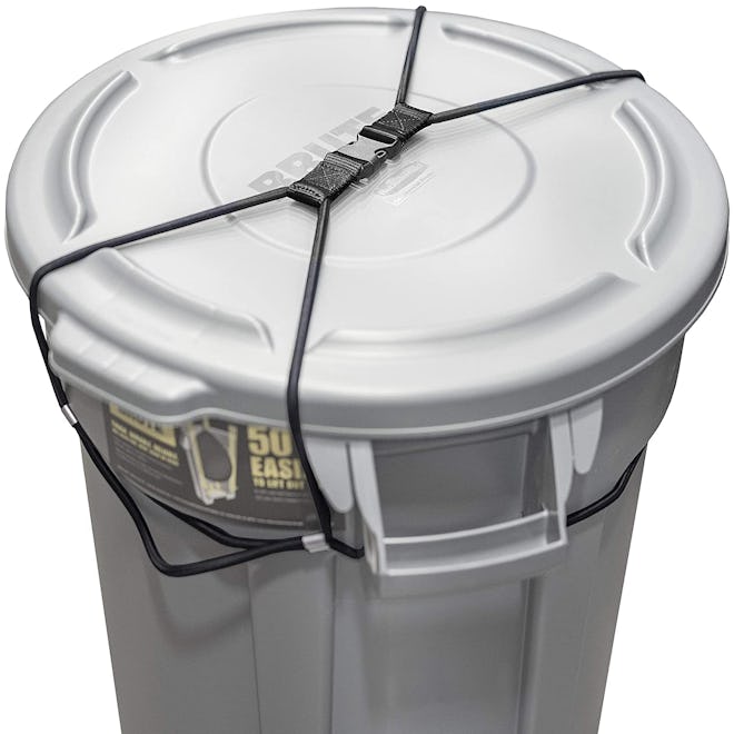 Encased Trash Can Lock for Outdoors