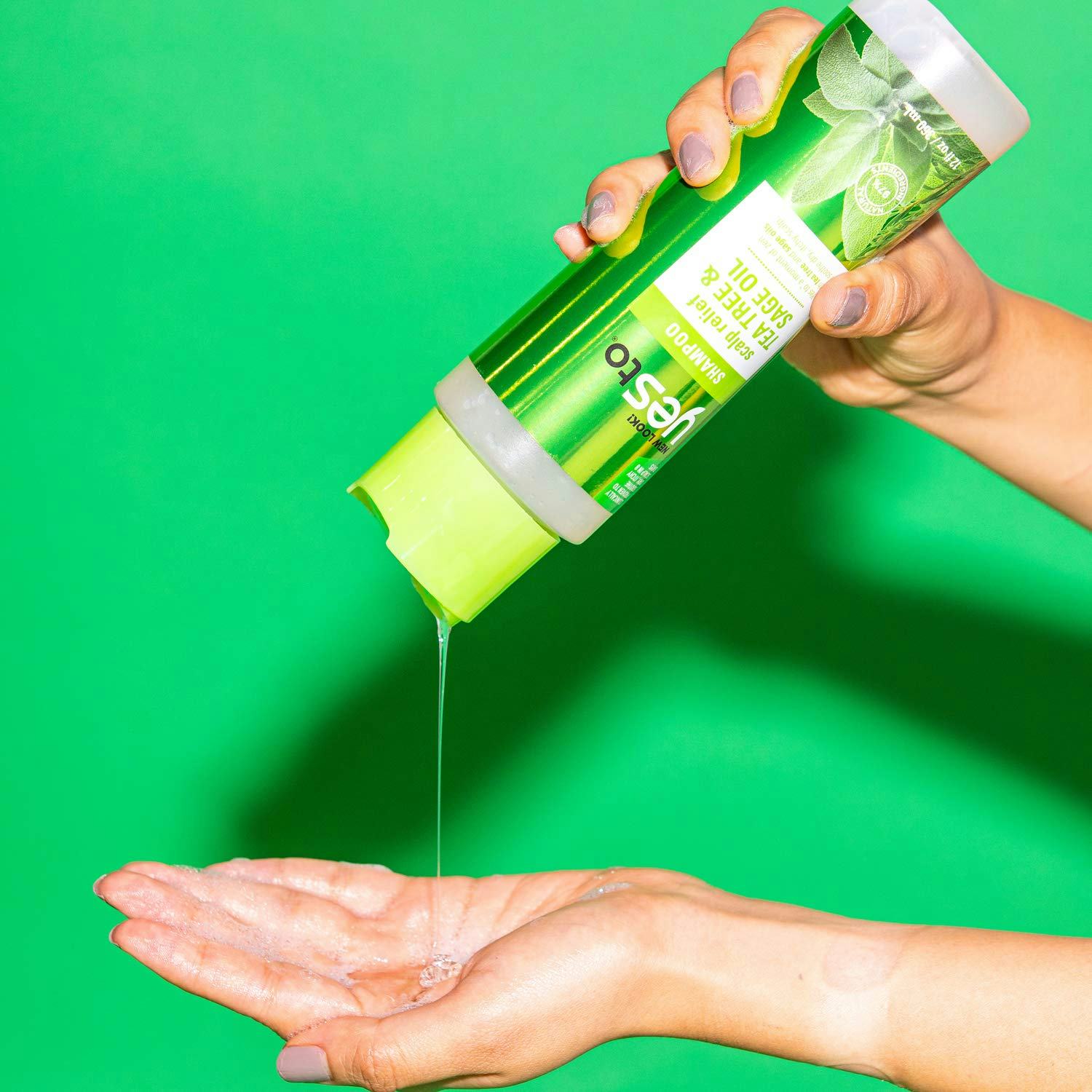 12 Natural Dandruff Shampoos That Actually Work in 2022