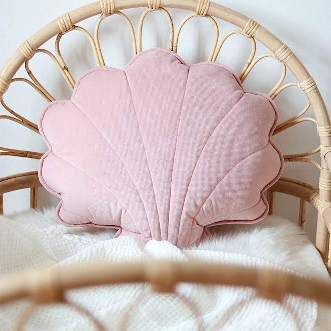 Big Shell Cushion - Soft Pink