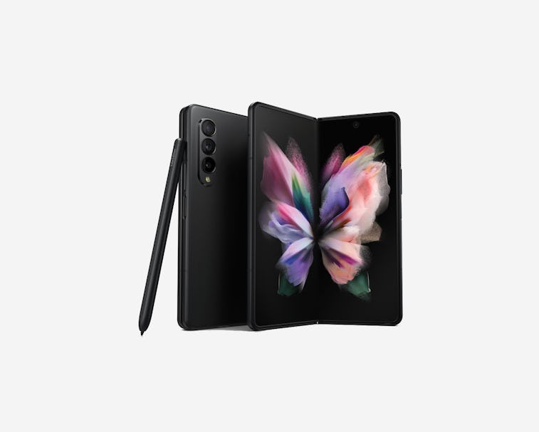 Samsung Galaxy Z Fold 3 foldable smartphone leaked image