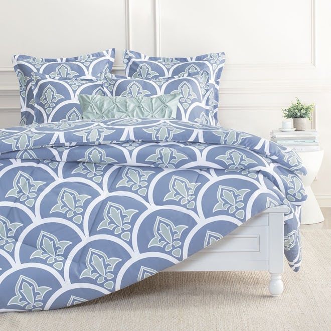 Clementina Blue Comforter
