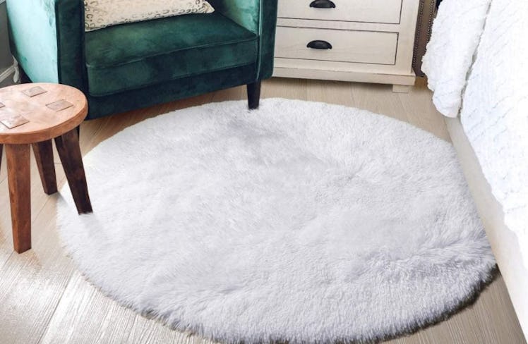 Amdrebio Fluffy Circle Rug