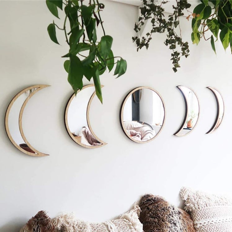 Scandinavian Natural Decor Moon Phase Mirrors (5 Pieces)