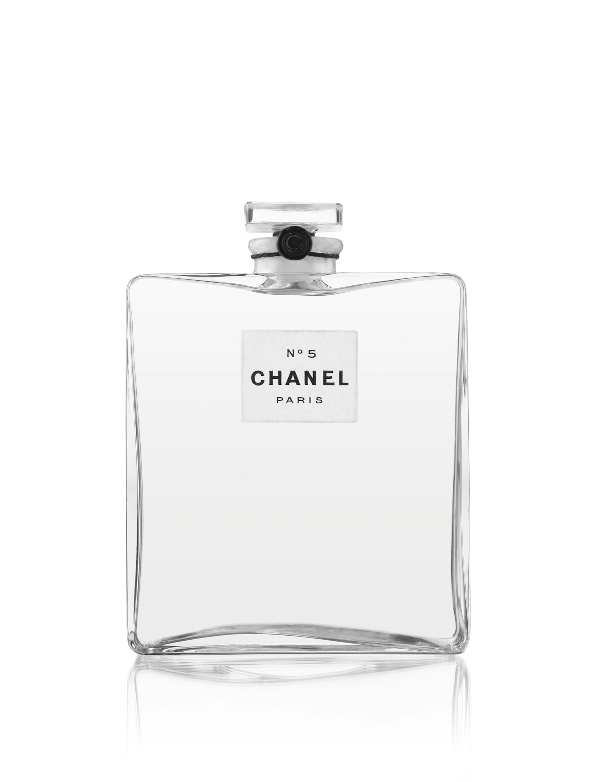 Chanel Celebrates No 5 S 100th With The Chanel Factory 5 Capsule