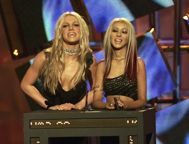 Christina Aguilera Shows Support For Britney Spears