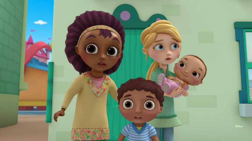 Lesbian moms on 'Doc McStuffins' are played by Wanda Sykes and Portia De Rossi.