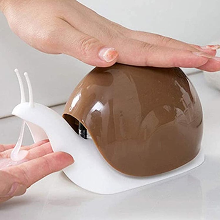 TabEnter Cute Snail Soap Dispenser