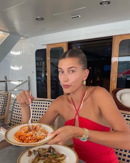 Hailey Bieber in claw clip bun on vacation with Justin Bieber in Greece