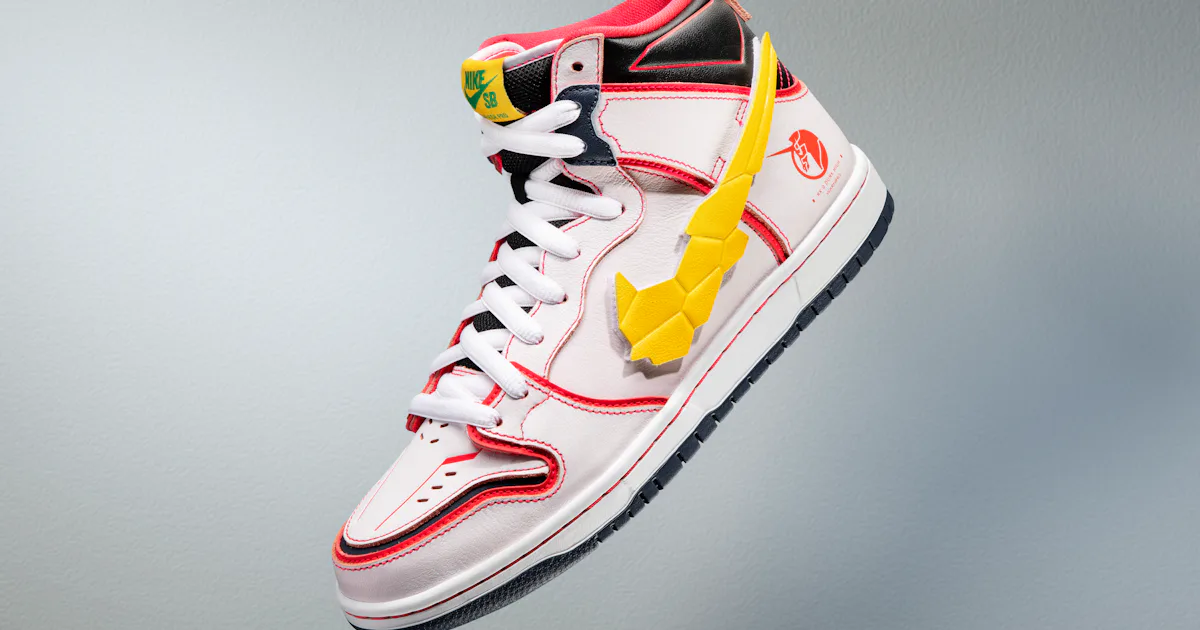 Nike Has An Insane Gundam Sb Dunk Sneaker With Swappable Swoosh Logos Nike Has An Insane Gundam Sb Dunk Sneaker With Swappable Swoosh Logos