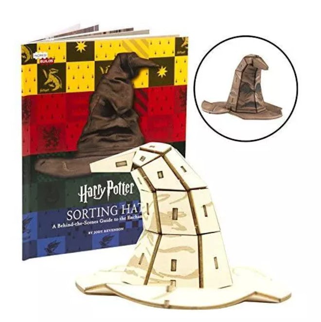 'Harry Potter' Sorting Hat Book & Wood Model Figure Kit