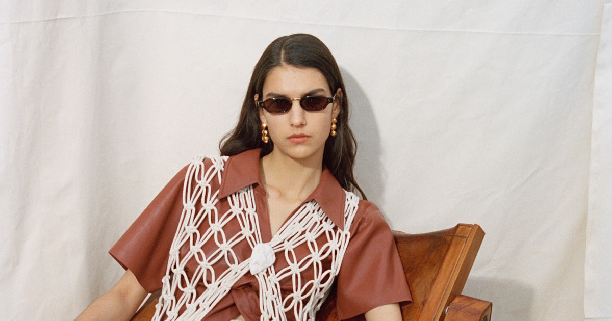 The Best Sunglasses For Your Face Shape, According To An Expert